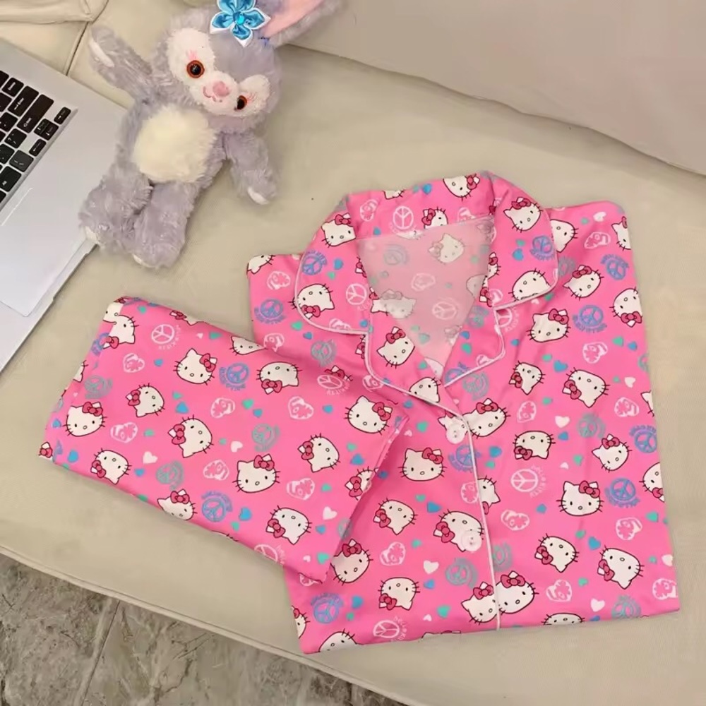 Hello Kitty PJ set ✌🏼☮️ - Picture 2 of 15